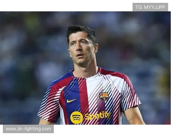 巴萨本轮首发预测德容重返首发小将德罗有望首发莱万或将替补出战